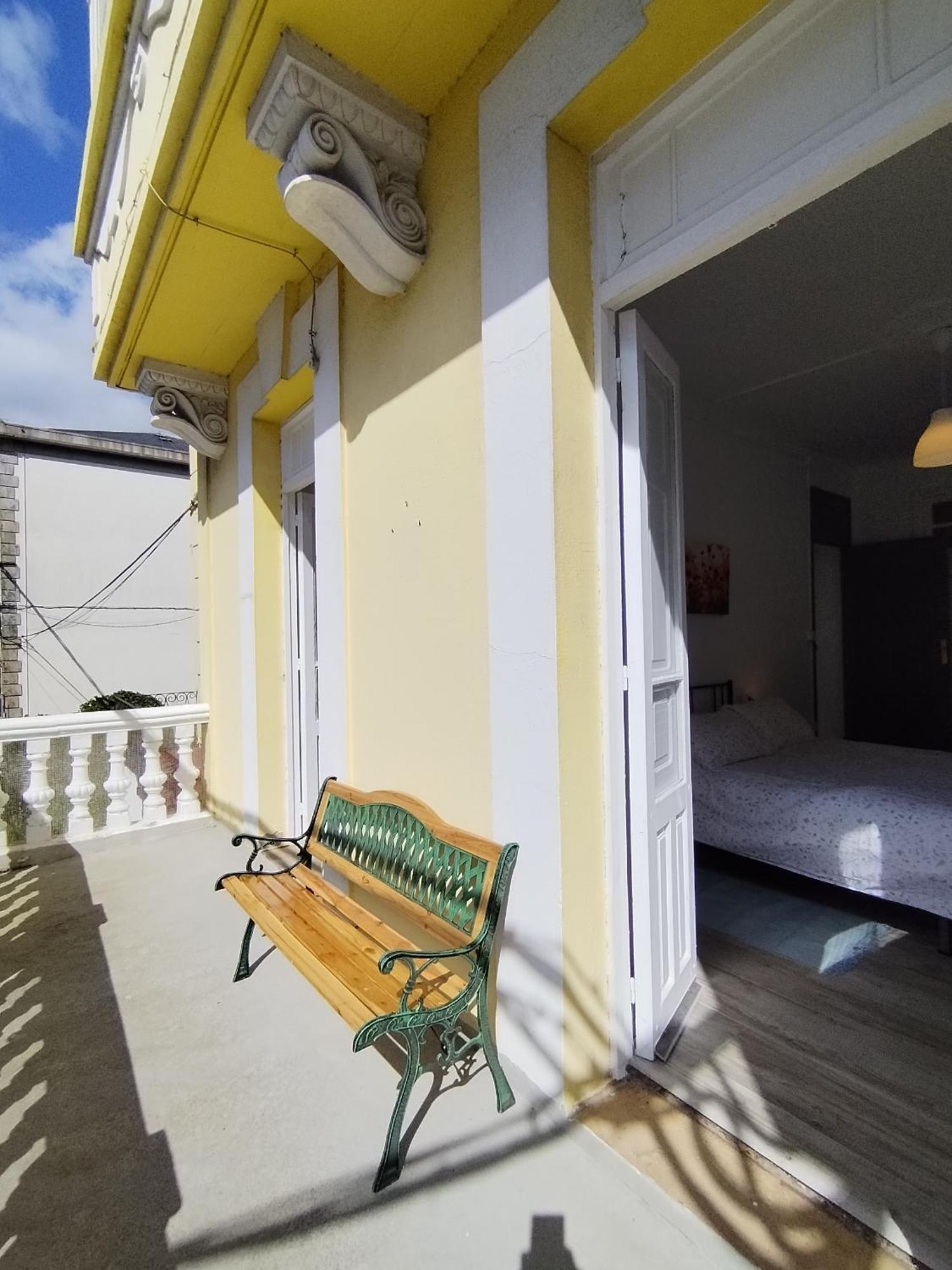 Yellow House 비베이로 외부 사진
